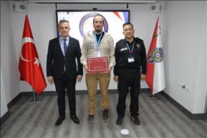 Öğr. Gör. Bayram Karakurt Güvenlik Cihazları Kullanma Eğitici Yetiştirme Kursunu Tamamladı